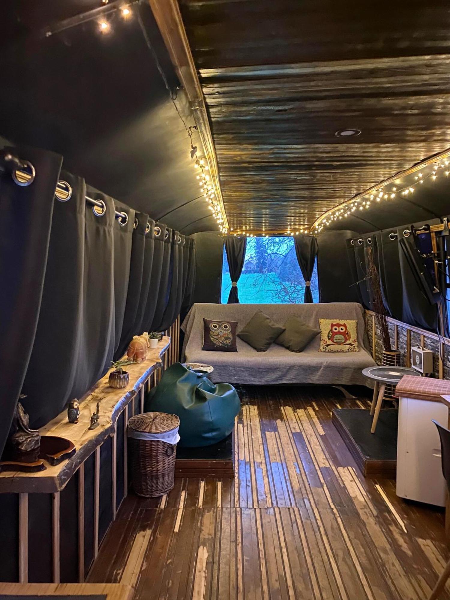 - Magic Bus - Hotel Hlóraka Kültér fotó
